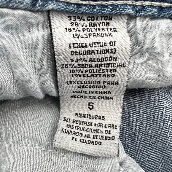 Wallflower Embellished Pocket Boot Cut Jeans Size 5 Women’s - Picture 3 of 7